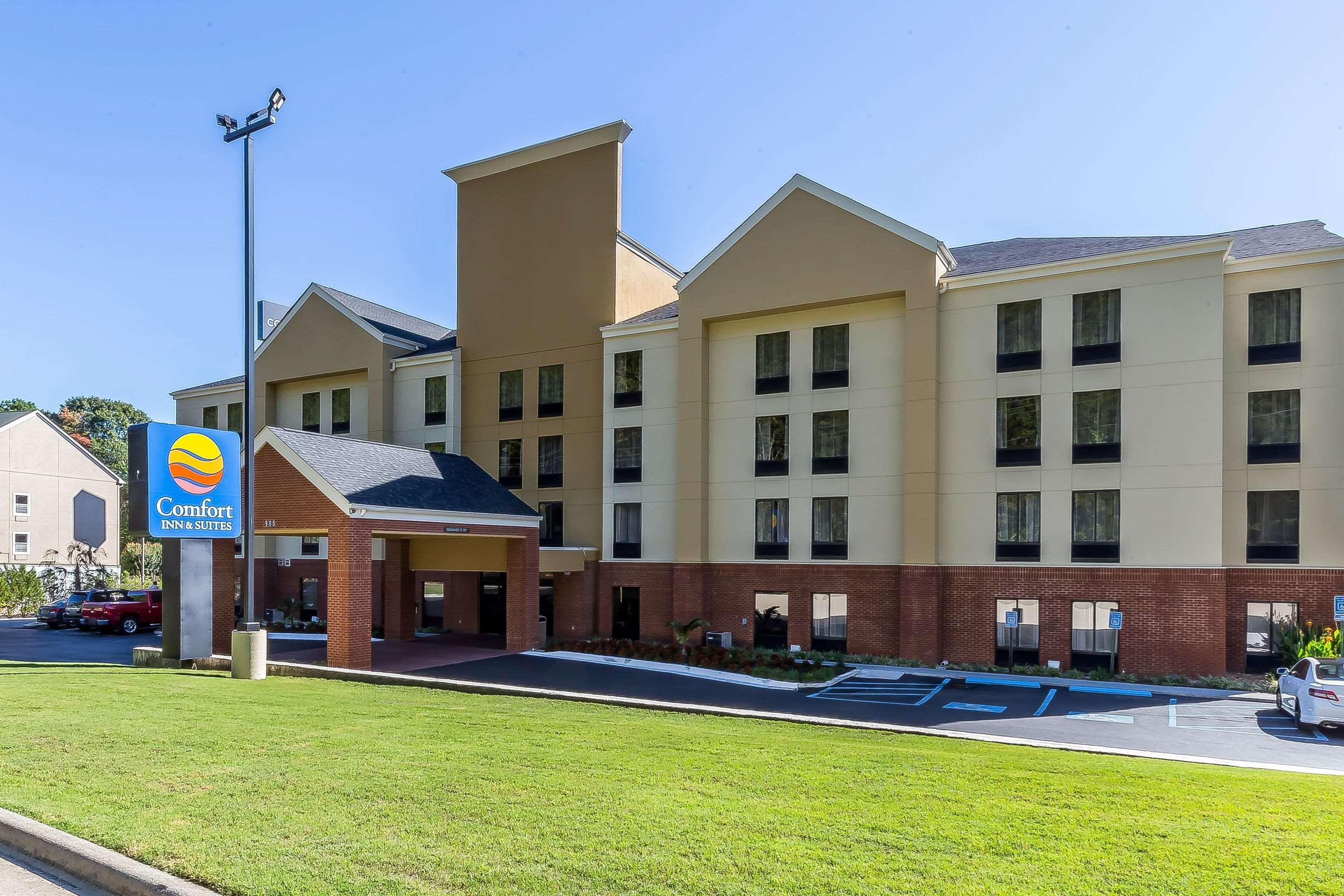 Comfort Inn & Suites Dalton Buitenkant foto