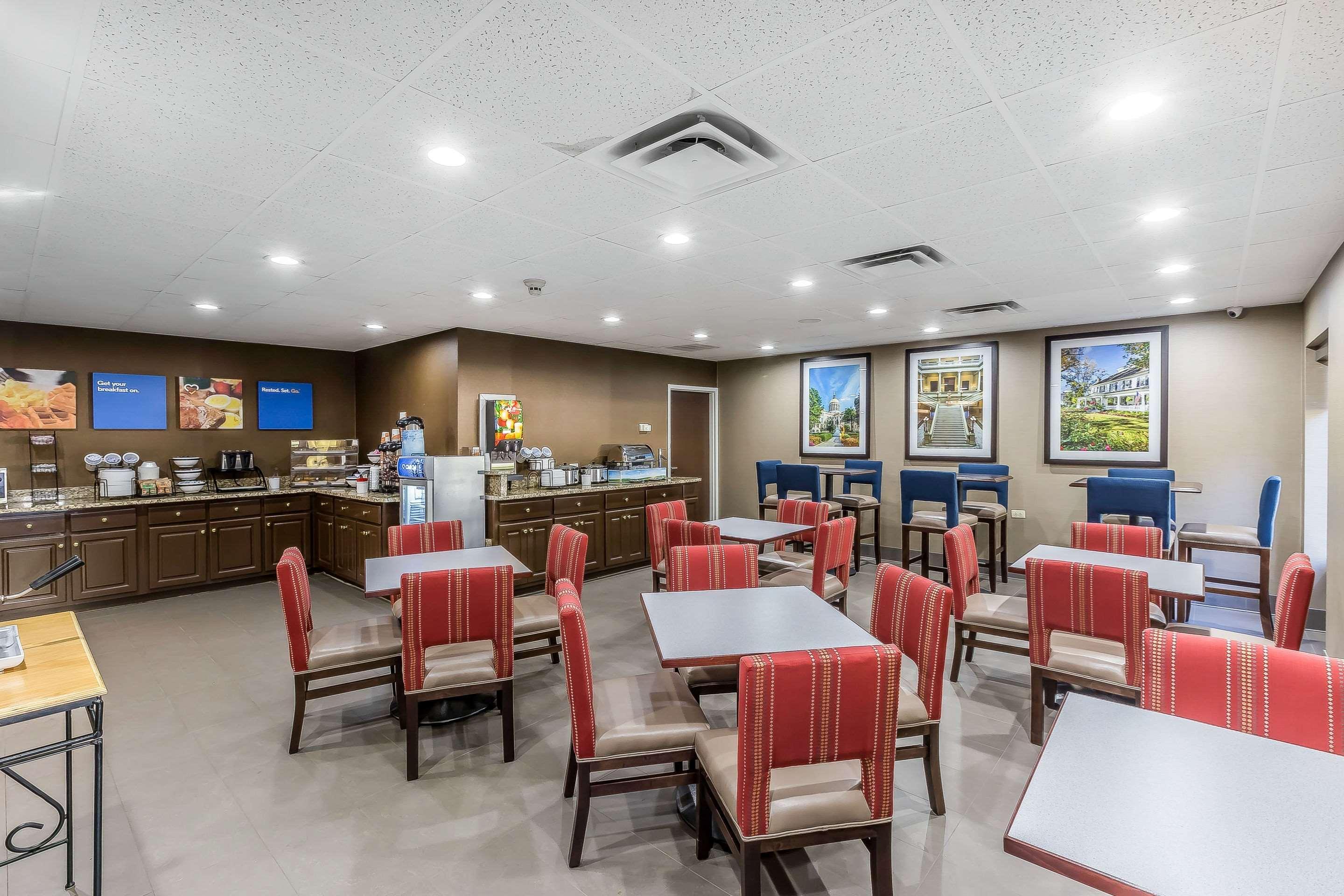 Comfort Inn & Suites Dalton Buitenkant foto