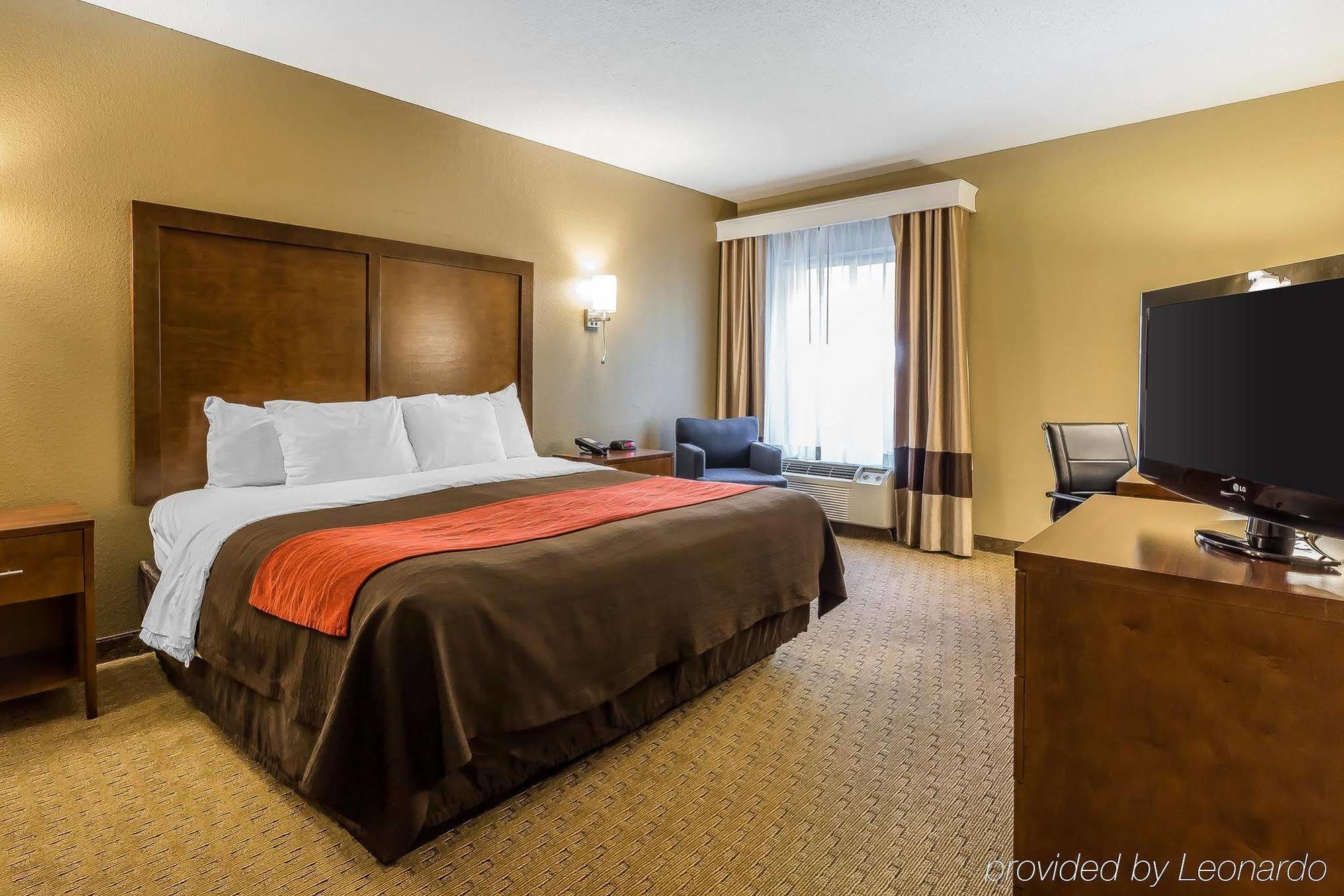Comfort Inn & Suites Dalton Buitenkant foto